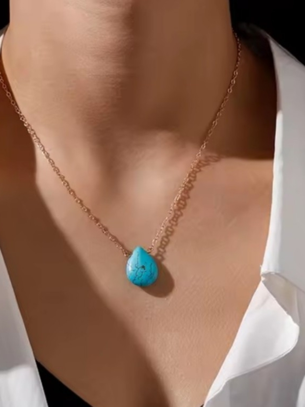 Turquoise Teardrop Pendant Necklace